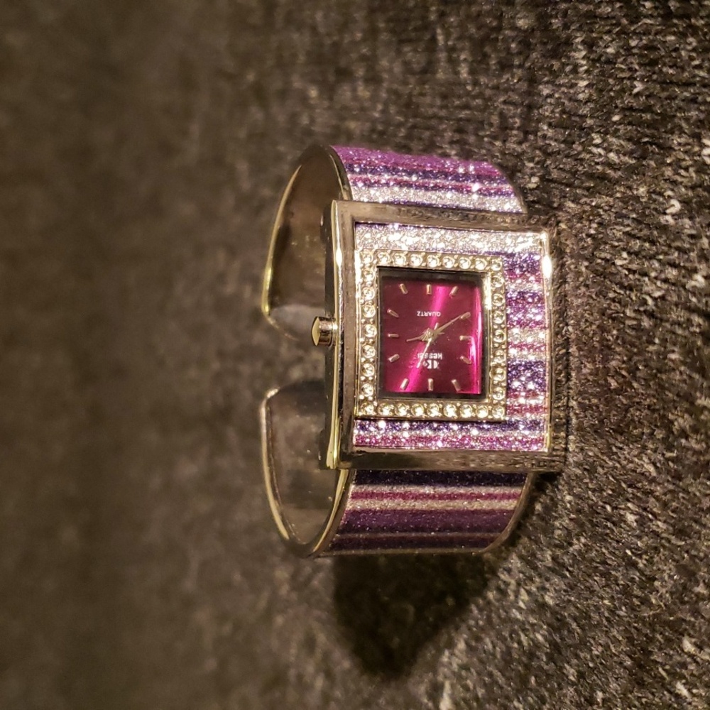 New Bracelet Cuff Watch